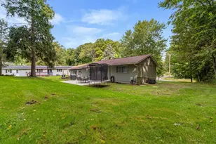 190 W Bacon St, Hillsdale, MI 49242 - Photo 22