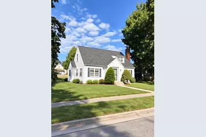 607 Woodlawn Court, Hart, MI 49420 - Photo 1