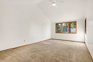 7782 W St Andrews Cir, Portage, MI 49024 - Photo 12