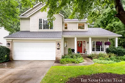 15025 Briarwood Street, Grand Haven, MI 49417 - Photo 2