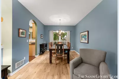 15025 Briarwood Street, Grand Haven, MI 49417 - Photo 8