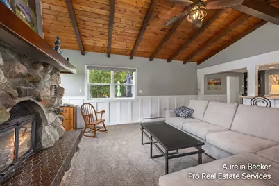 13555 Sunset Shores Drive NE, Cedar Springs, MI 49319 - Photo 18