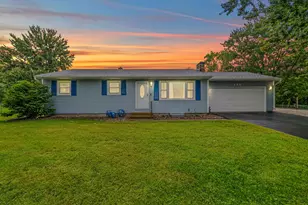 140 Beaumont Dr, Battle Creek, MI 49014 - Photo 1