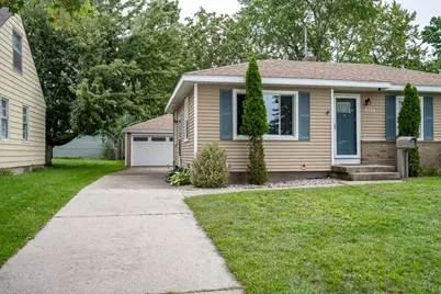 3134 Englehurst Avenue SW, Wyoming, MI 49548 - Photo 4