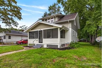 307 Ridgewood Street SE, Grand Rapids, MI 49548 - Photo 2