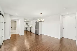 20 Chestnut, Wyandotte, MI 48192 - Photo 8