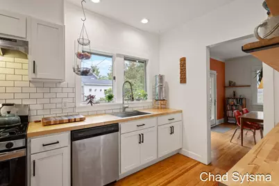 324 Ball Park Boulevard NW, Grand Rapids, MI 49504 - Photo 8