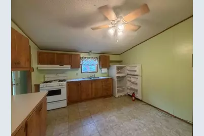 1505 E Van Buren Street, White Cloud, MI 49349 - Photo 8