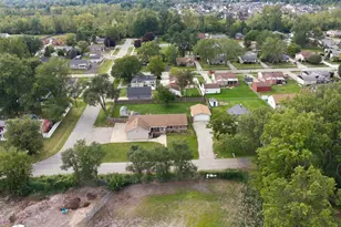 24368 Sylvan Ave, Brownstown, MI 48134 - Photo 34