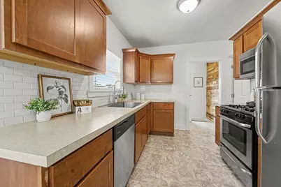 735 Eleanor Street NE, Grand Rapids, MI 49505 - Photo 12