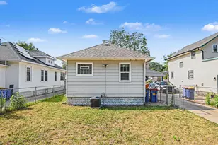 735 Eleanor St NE, Grand Rapids, MI 49505 - Photo 22