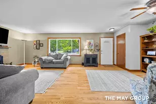 1515 Lancashire Dr SE, Grand Rapids, MI 49508 - Photo 8