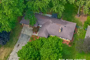 1515 Lancashire Dr SE, Grand Rapids, MI 49508 - Photo 52