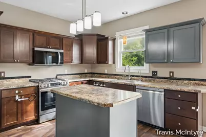 6838 Fox Meadow Drive NE, Rockford, MI 49341 - Photo 6