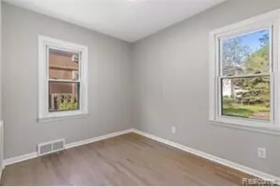 3477 Cummings Avenue, Berkley, MI 48072 - Photo 6