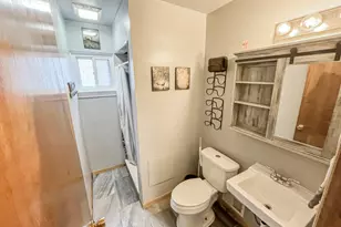 17828 Devonshire St, Riverview, MI 48193 - Photo 14