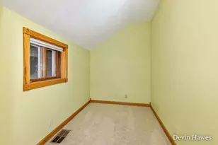 910 S Clay St, Greenville, MI 48838 - Photo 26