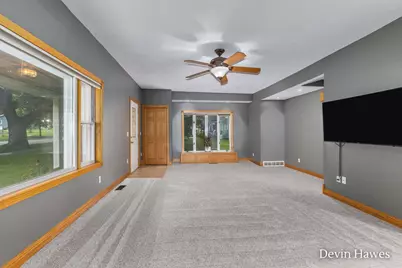 910 S Clay Street, Greenville, MI 48838 - Photo 12