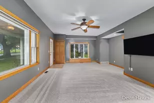 910 S Clay St, Greenville, MI 48838 - Photo 12