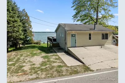 9254 S Redwood Drive, Newaygo, MI 49337 - Photo 8
