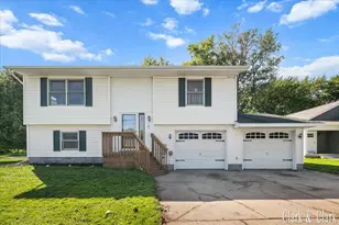 105 River St, Coopersville, MI 49404 - Photo 1