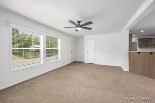 218 Whispering Creek Dr, Ionia, MI 48846 - Photo 4