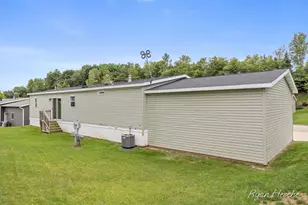 218 Whispering Creek Dr, Ionia, MI 48846 - Photo 26
