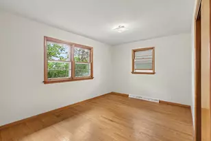 615 Fall St, Spring Lake, MI 49456 - Photo 8