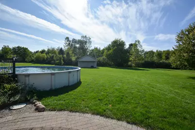 25548 Winding Creek Drive, New Boston, MI 48164 - Photo 36