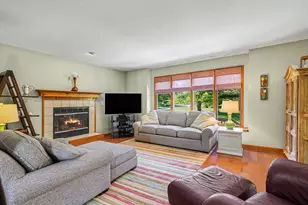 1864 Erin Isle Dr, Holland, MI 49424 - Photo 12