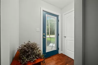 4604 Cleveland Avenue, Stevensville, MI 49127 - Photo 4