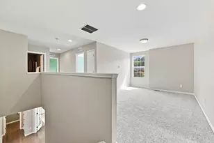 5887 Strawberry Cir, Commerce Township, MI 48382 - Photo 34