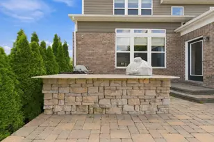 5887 Strawberry Cir, Commerce Township, MI 48382 - Photo 84