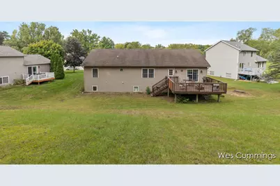469 Country Meadows Drive NE, Comstock Park, MI 49321 - Photo 38