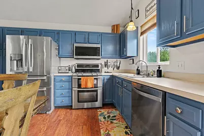 6119 S Johnson Road, Greenville, MI 48838 - Photo 12