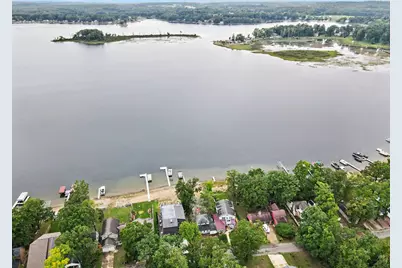 11110 E Shore Drive, Delton, MI 49046 - Photo 4