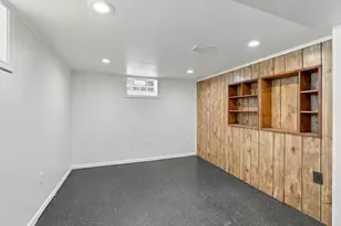 21191 Lochmoor St, Harper Woods, MI 48225 - Photo 30