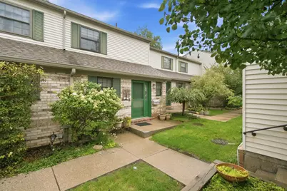 3831 Greenleaf Circle, Kalamazoo, MI 49008 - Photo 2