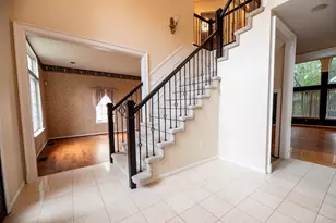2255 Radcliffe Dr, Troy, MI 48085 - Photo 2