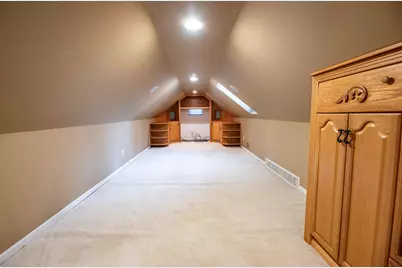 2255 Radcliffe Drive, Troy, MI 48085 - Photo 34