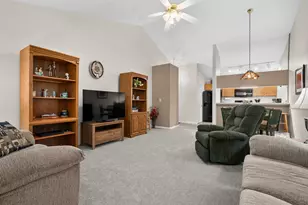 344 Westbrook Ct, Marshall, MI 49068 - Photo 6