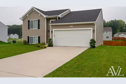 820 Harvest Drive, Wayland, MI 49348 - Photo 2