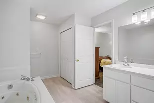 3916 Kentridge Dr SE, Grand Rapids, MI 49508 - Photo 18
