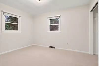1736 7th Street NW, Grand Rapids, MI 49504 - Photo 10