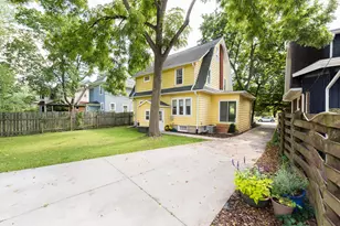 1327 Brooklyn Ave, Ann Arbor, MI 48104 - Photo 56