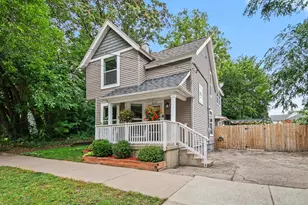 615 Sherman St SE, Grand Rapids, MI 49503 - Photo 1