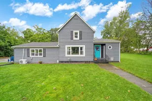 865 Winifred St, Jackson, MI 49202 - Photo 1