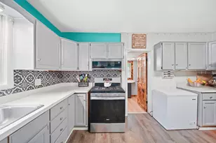 865 Winifred St, Jackson, MI 49202 - Photo 8