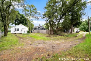 1265 Catherine Ave, Muskegon, MI 49442 - Photo 24
