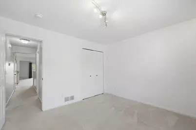 2910 N Signature Boulevard, Ann Arbor, MI 48103 - Photo 30
